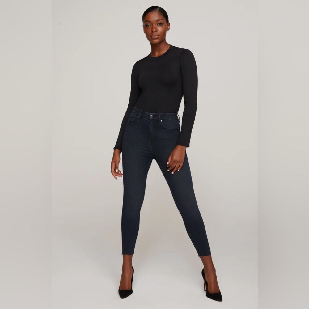 Good American Good Waist Crop Size 18 Blue631